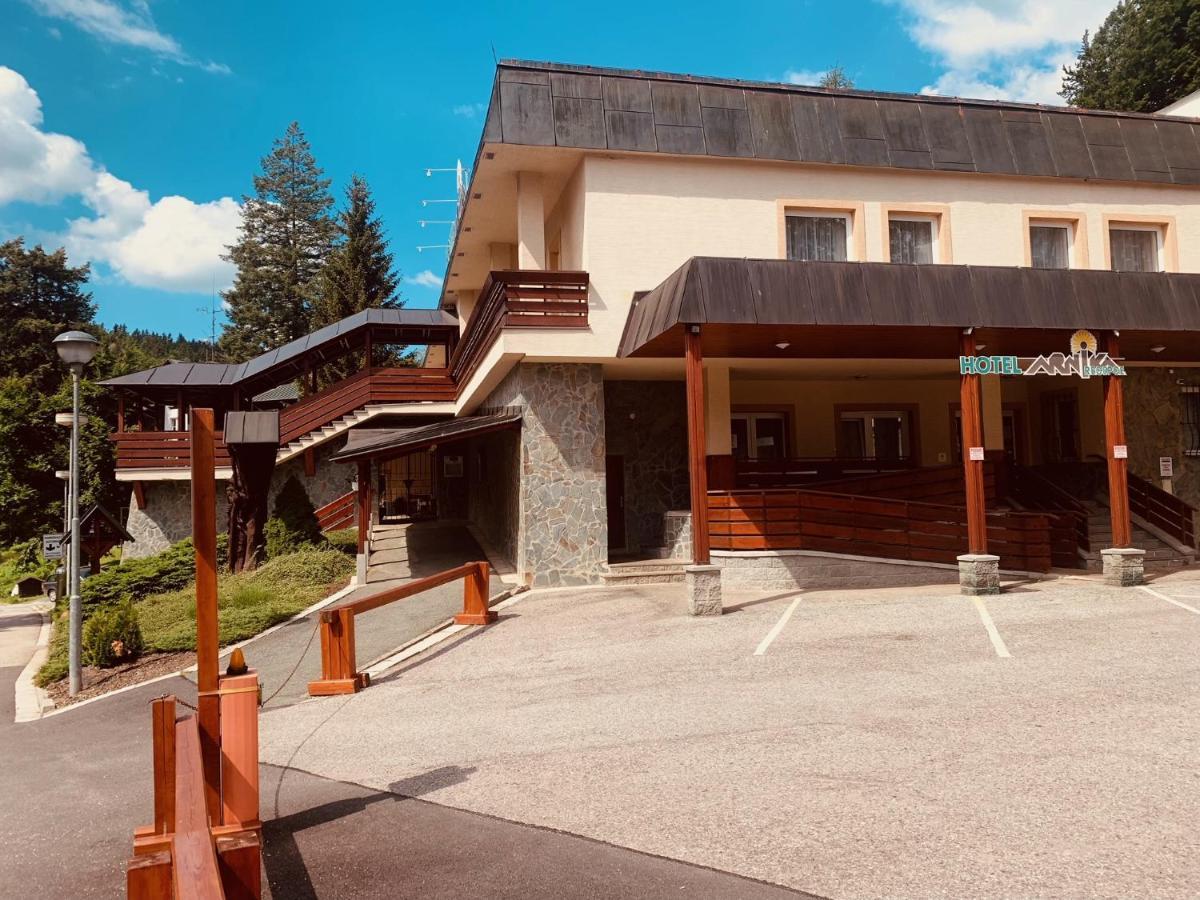 Hotel Arnika Janske Lazne Bagian luar foto